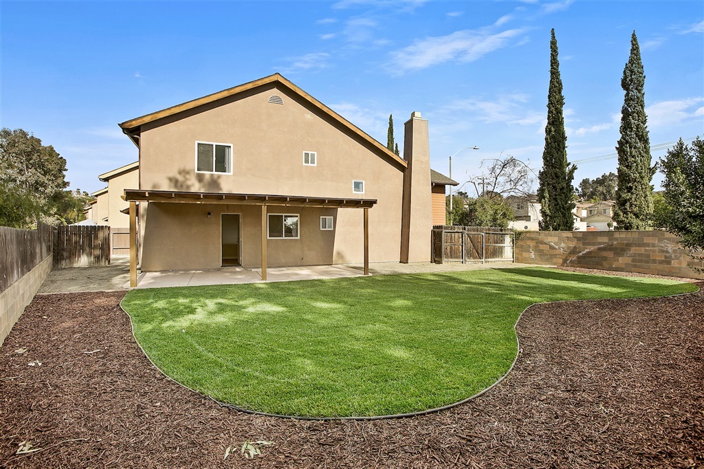 Property Photo:  1910 Corner Stone  CA 92021 