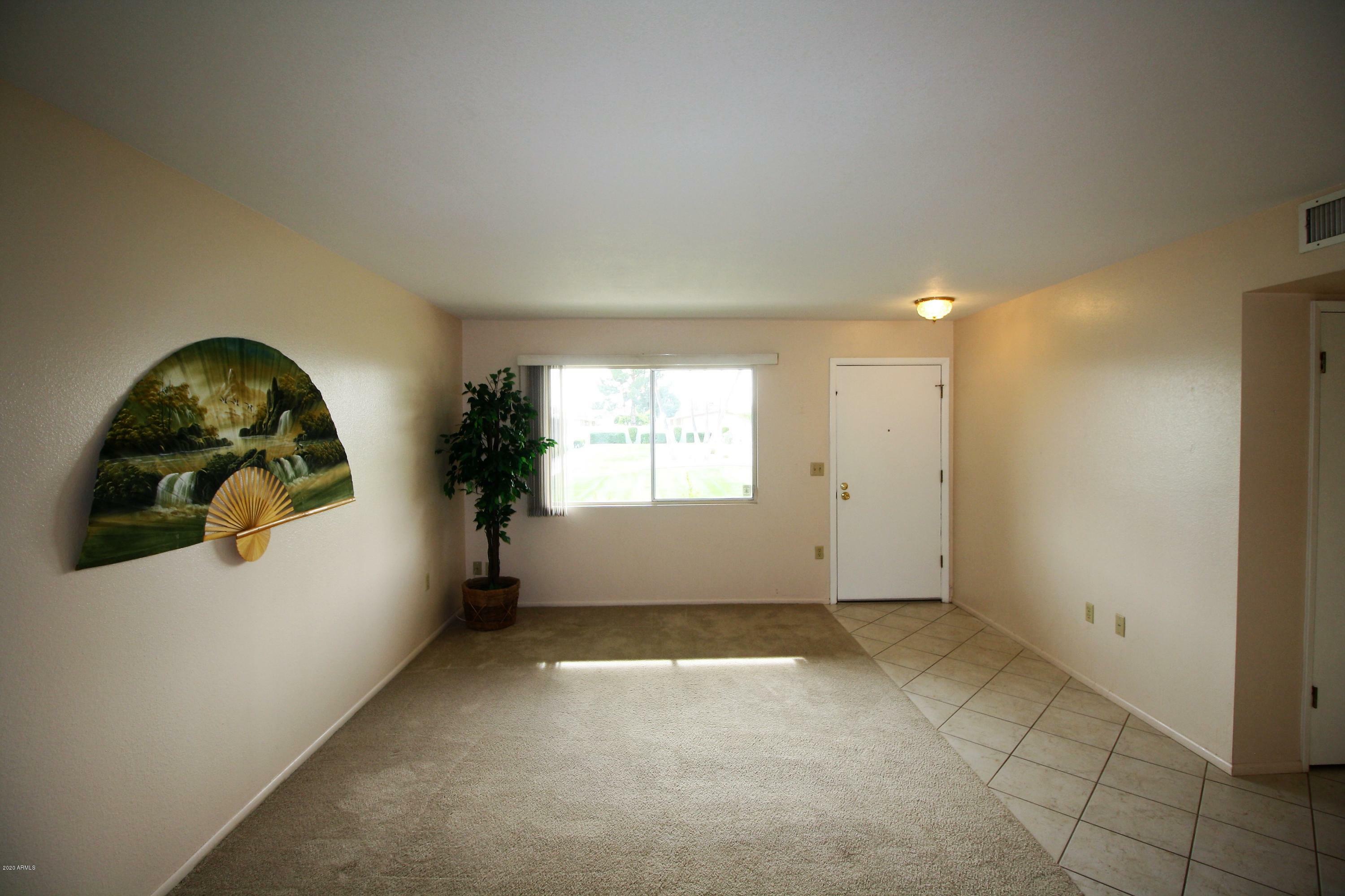 Property Photo: 10858 W Santa Fe Drive AZ 85351