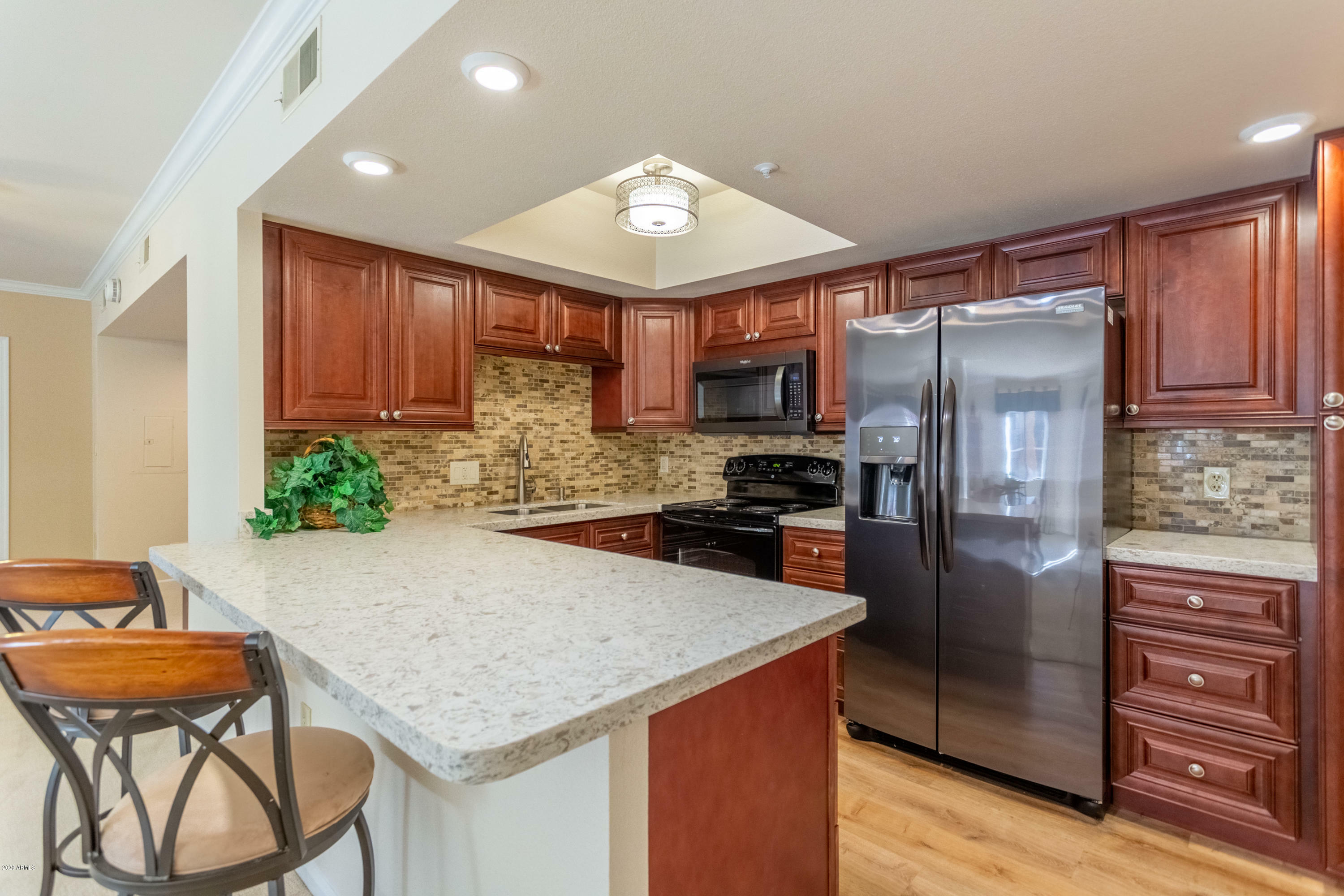 Property Photo:  10330 W Thunderbird Boulevard B103  AZ 85351 