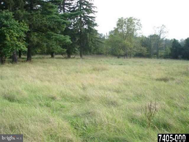 Property Photo:  703 York Road  PA 17325 