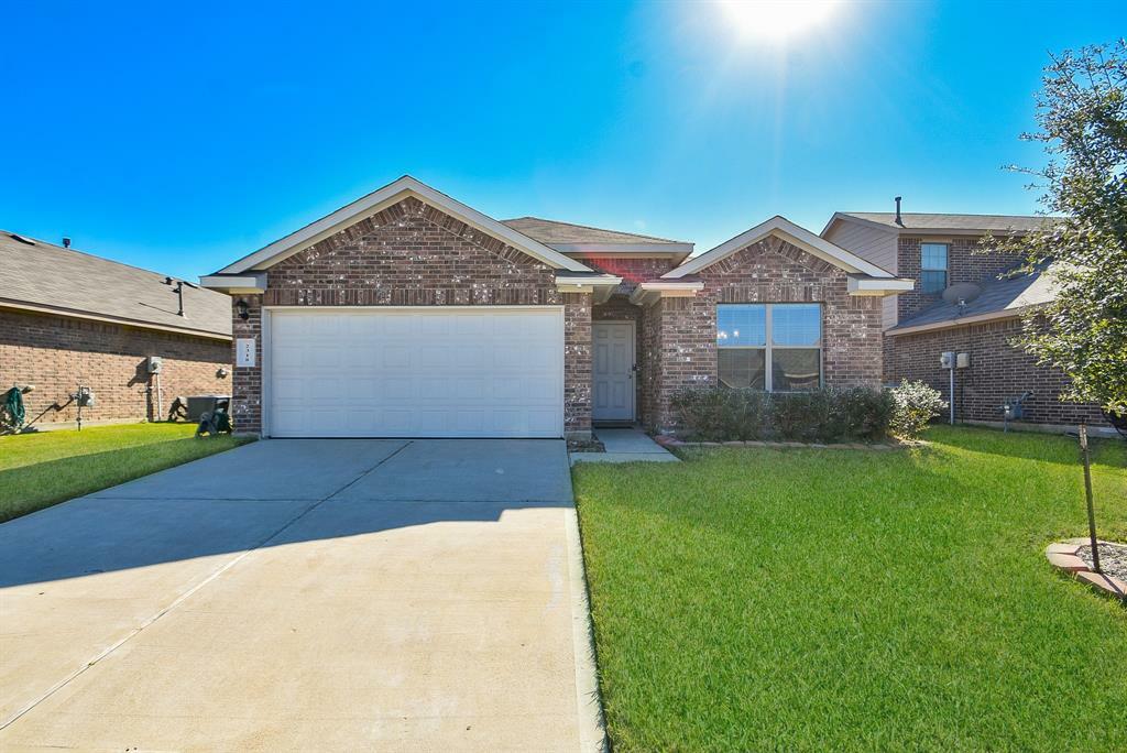 Property Photo:  2318 Mary Thistle Drive  TX 77373 