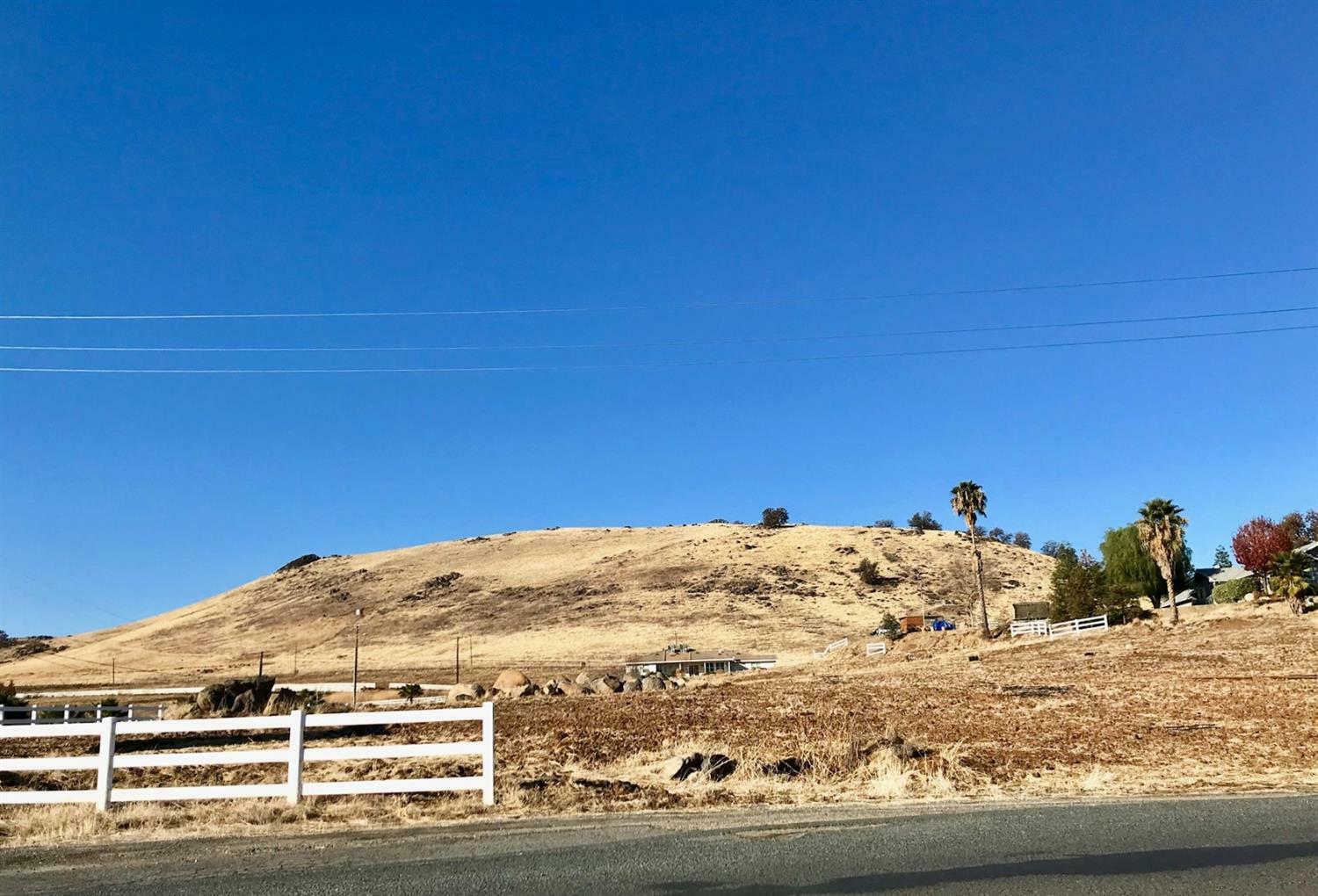 Property Photo:  0 Pleasant Oak (1.01 Acre Lot) Drive  CA 93265 