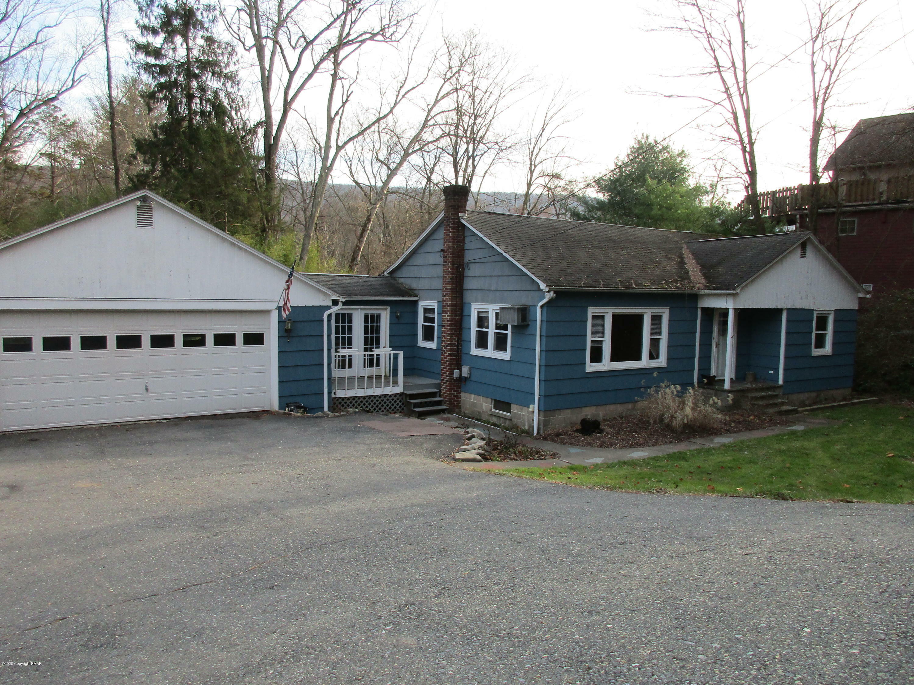 Property Photo:  532 River Road  PA 18301 