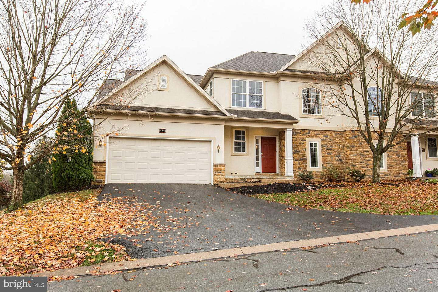 Property Photo: 134 Creekgate Court PA 17551