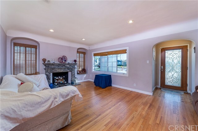 Property Photo:  727 N Alexander Street  CA 91340 