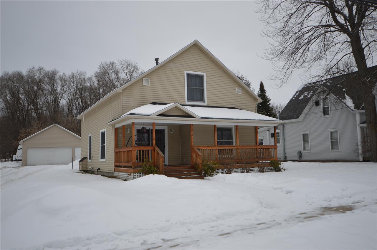 Property Photo: 513 Groveland MI 49712