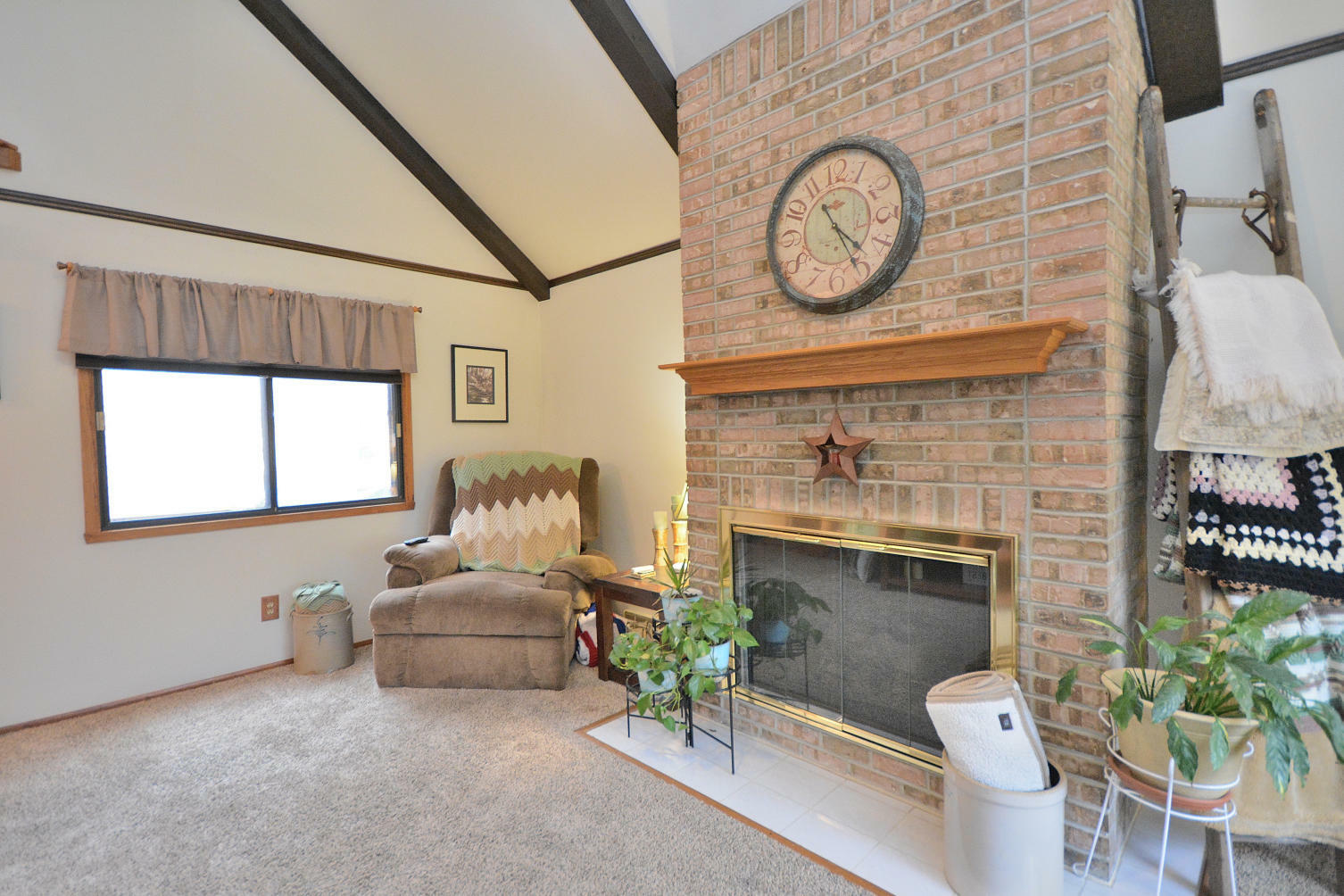 Property Photo:  7370 S Delaine Dr  WI 53154 