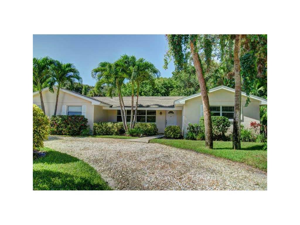 Property Photo: 663 Eugenia Road FL 32963