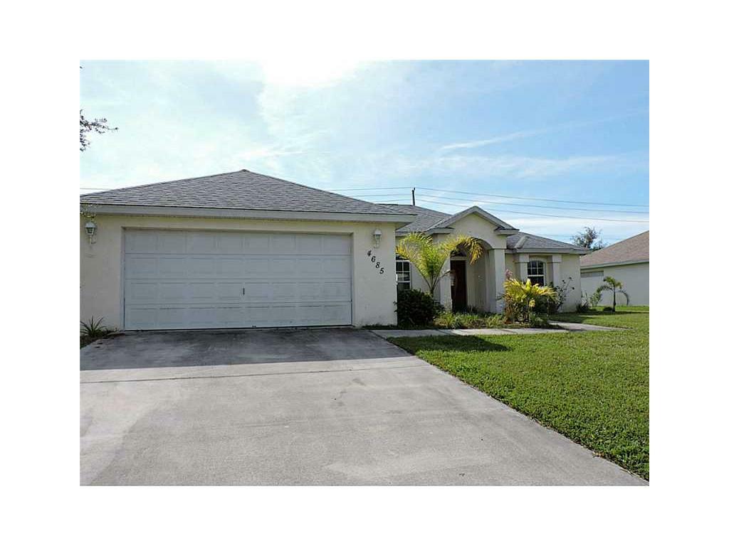 Property Photo:  4685 Stephanie Lane SW  FL 32968 