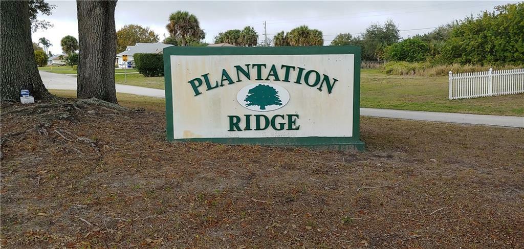 Property Photo:  106 19th Circle SW  FL 32962 