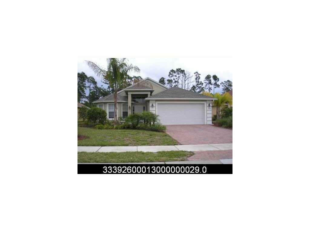 Property Photo: 1520 16th Court SW FL 32962