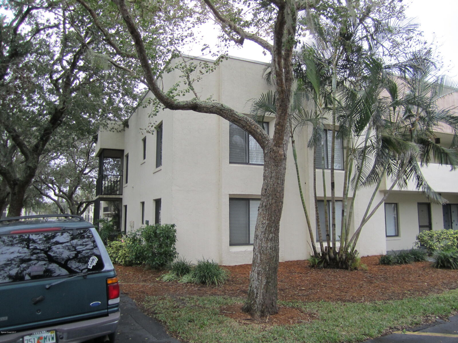 Property Photo: 200 International Drive FL 32920