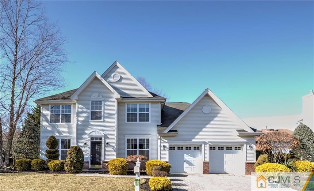 Property Photo:  30 Narrows Way  NJ 08831 