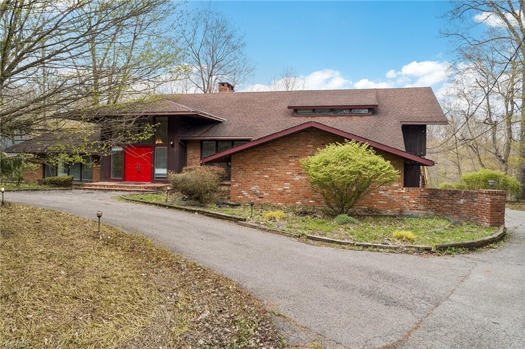 Property Photo:  28849 Shaker Boulevard  OH 44124 