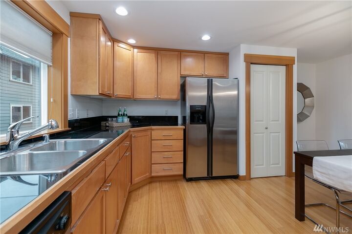Property Photo:  9233  17th Avenue SW C  WA 98106 
