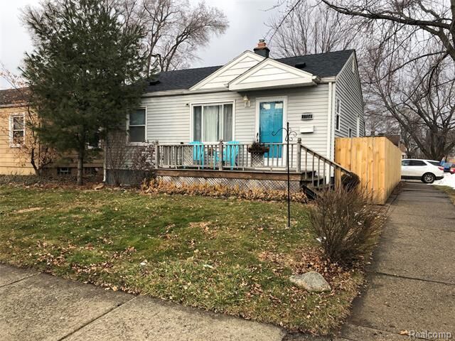 Property Photo:  1704 Progress Avenue  MI 48146 
