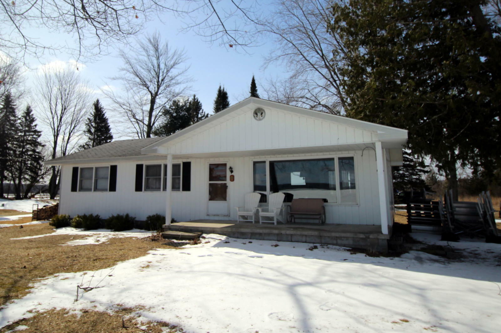 Property Photo:  655 Grandview Beach Drive  MI 49749 