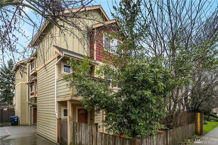 8807  Delridge Way SW A  Seattle WA 98106 photo