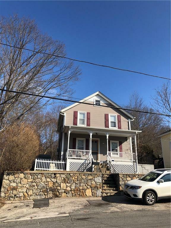 27 Elbow St  West Warwick RI 02893 photo