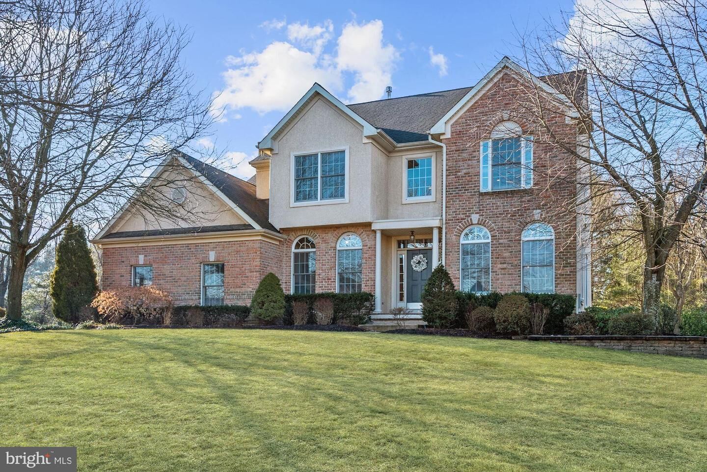 Property Photo:  4 Keenland Court  NJ 08057 