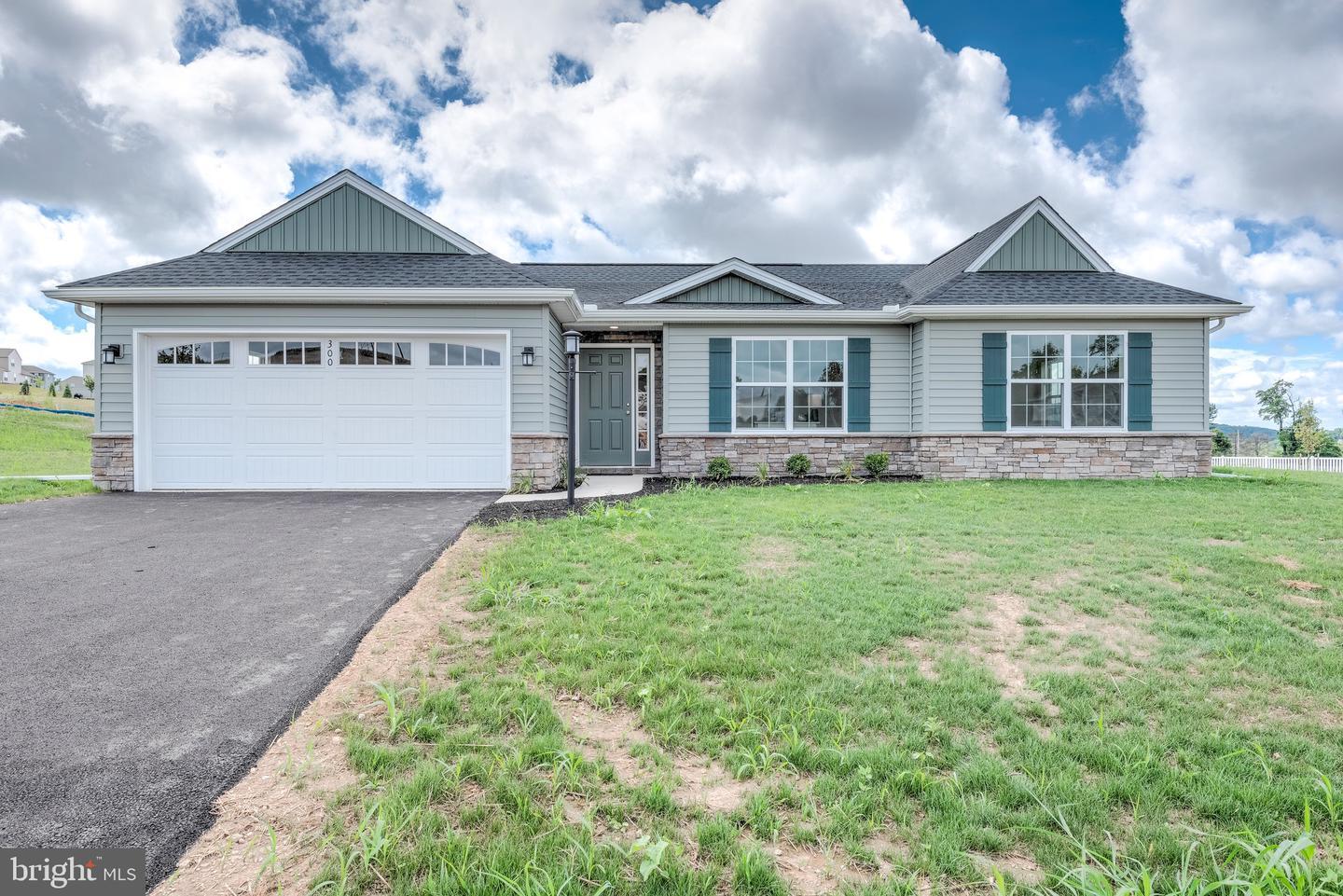 Property Photo: 300 Normandy Lane PA 17019