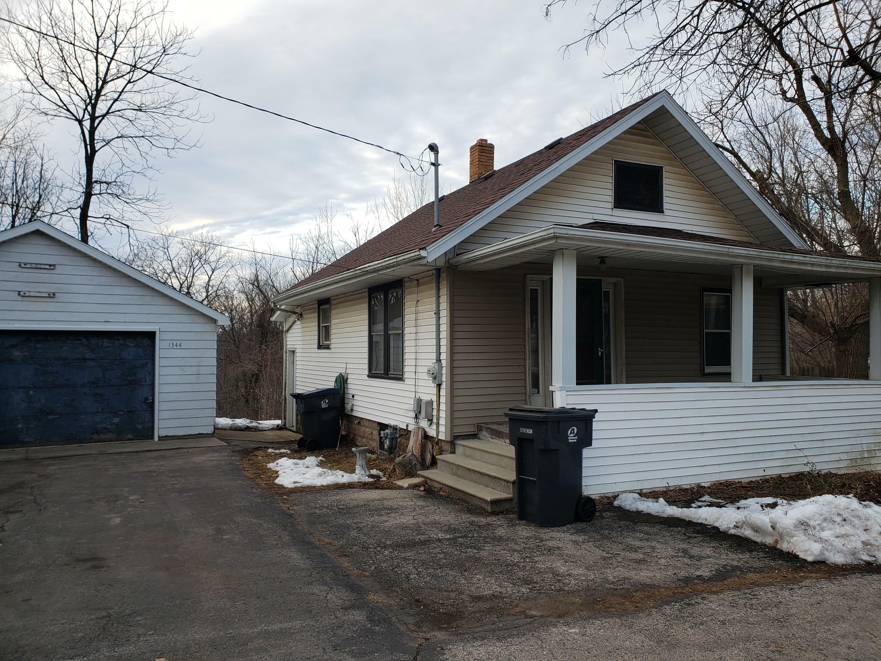 Property Photo:  1344 Sheridan Rd  WI 53140 