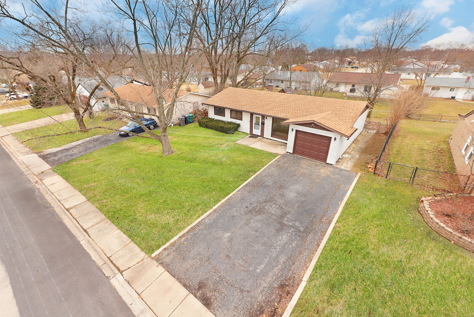 Property Photo: 15162 Highland Avenue IL 60462