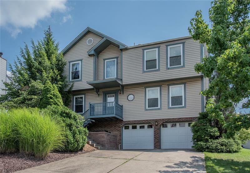 Property Photo: 149 Peppertree Drive PA 15068