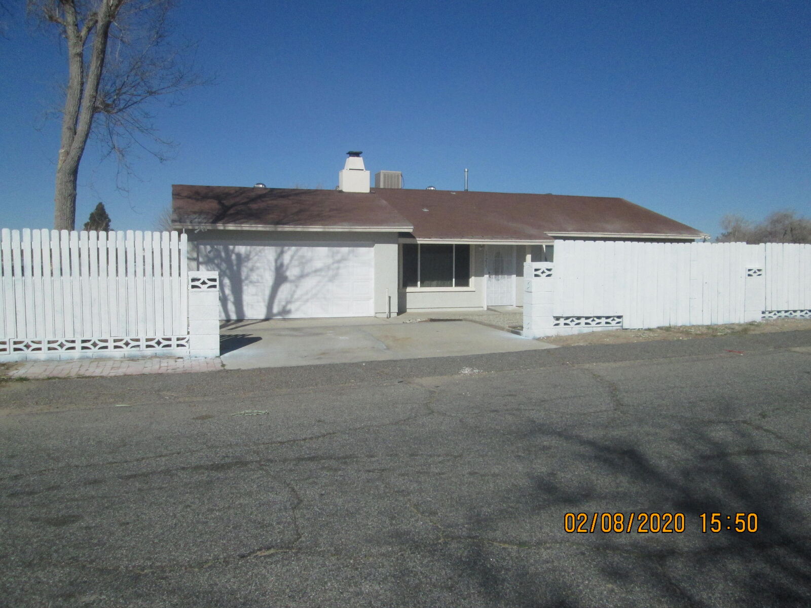 Property Photo: 17235 E Parkvalley Avenue CA 93591