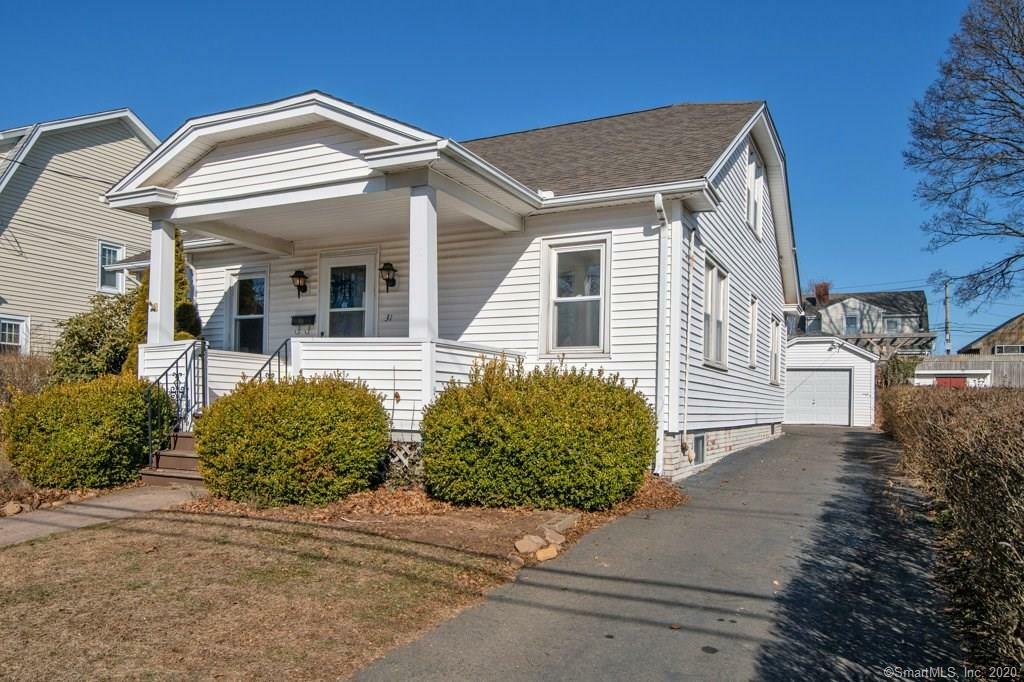 Property Photo:  31 Tuttle Place  CT 06512 