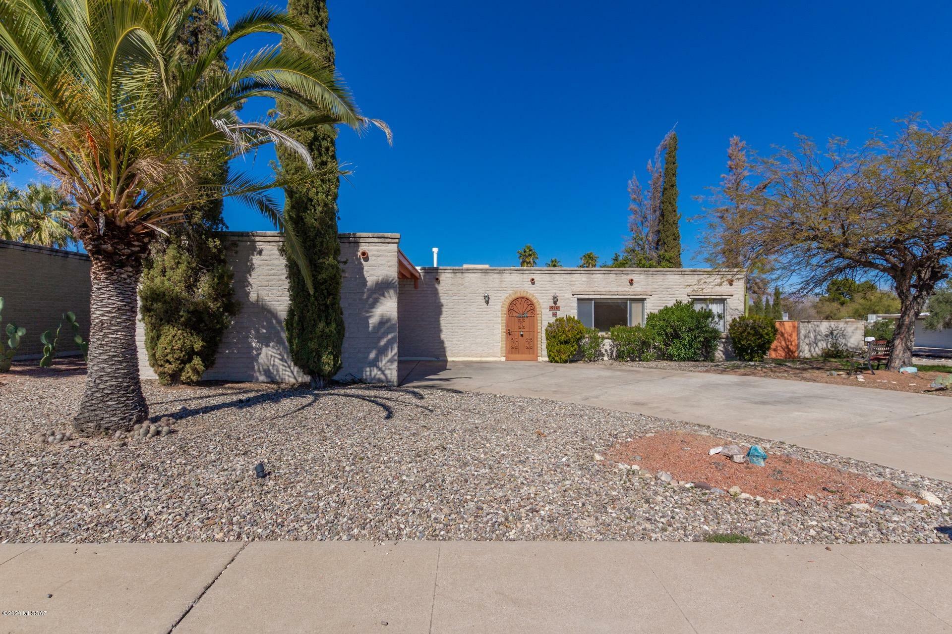 Property Photo:  9241 E 26th Street  AZ 85710 