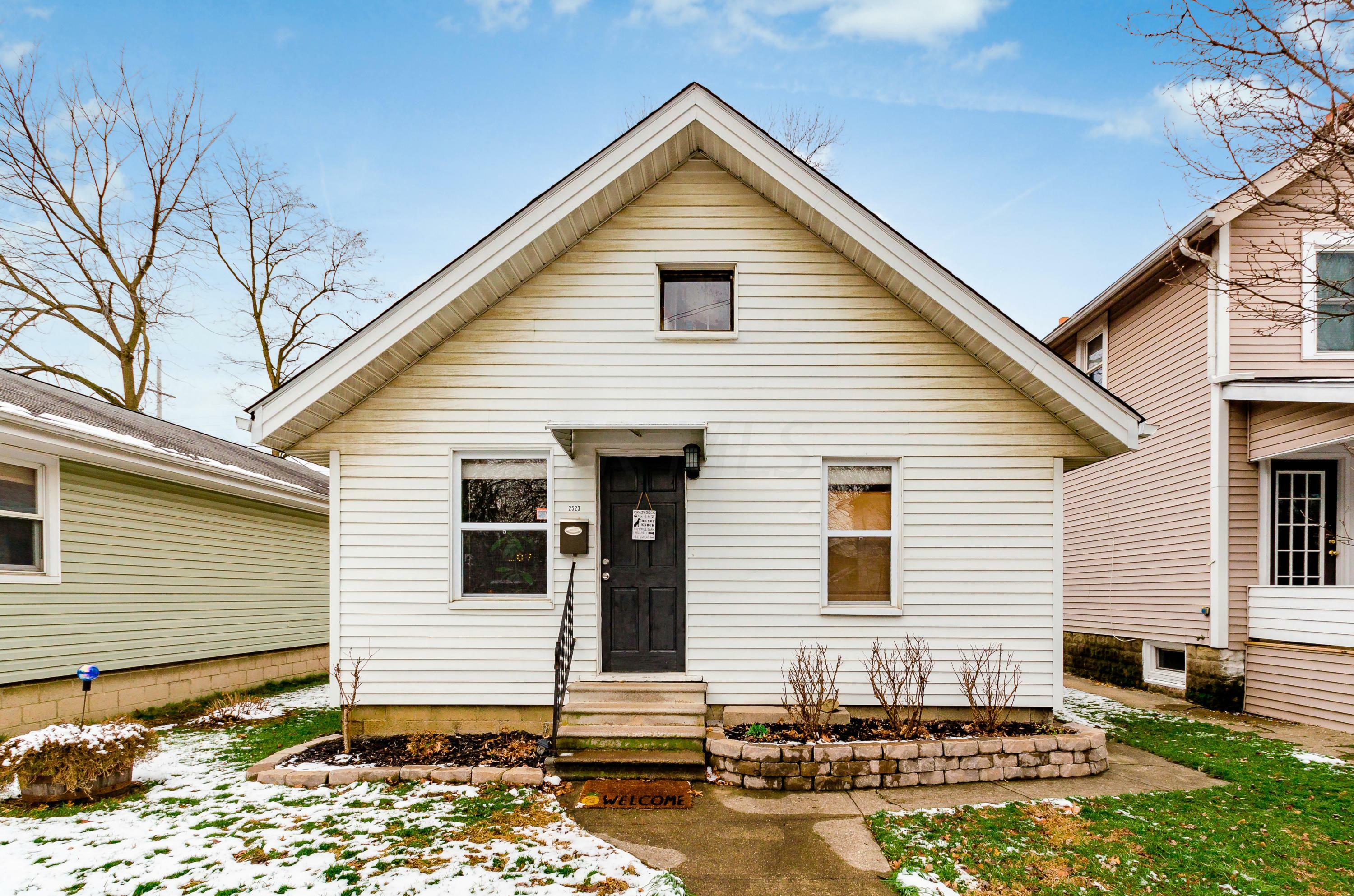 Property Photo:  2523 Deming Avenue  OH 43202 