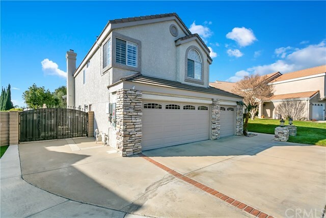 Property Photo:  2305 Meadowglen Way  CA 91784 