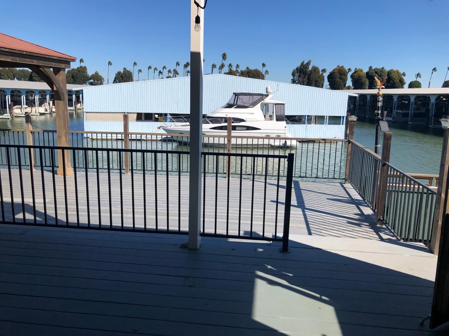 Property Photo:  178 Oxbow Marina Drive  CA 95641 