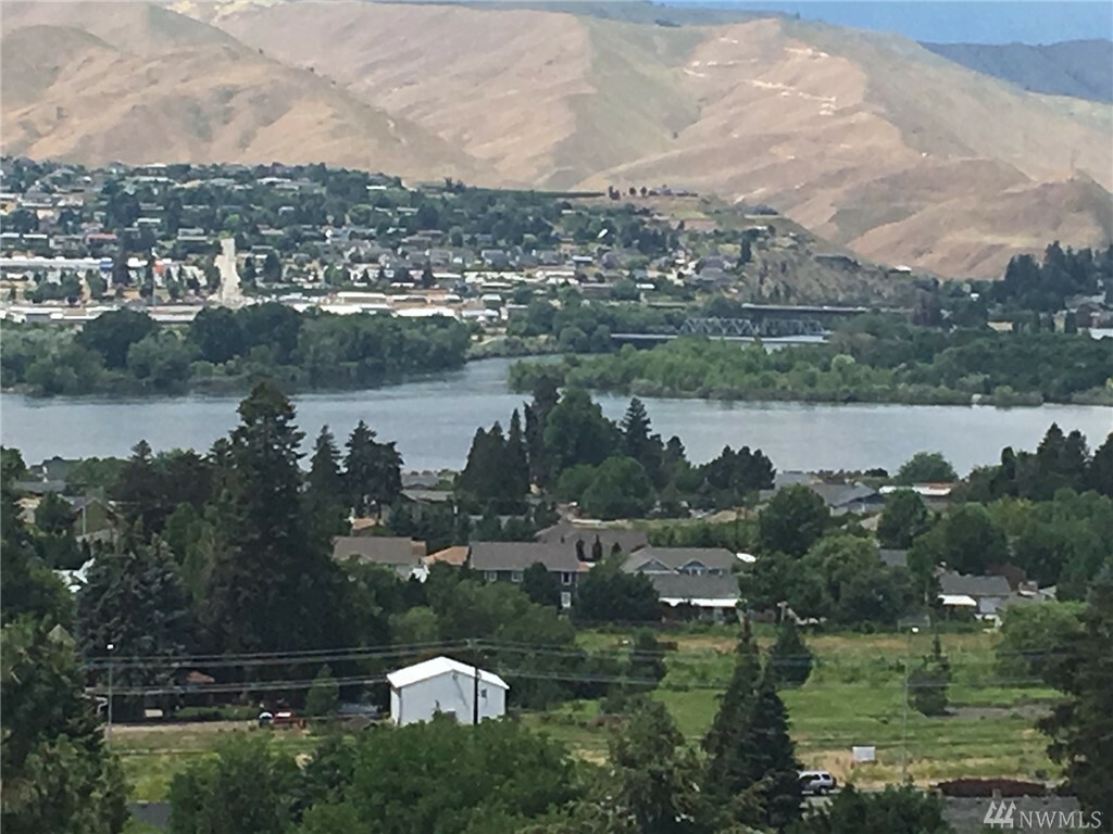 Property Photo: 2 Lot 2 Breckenridge WA 98802