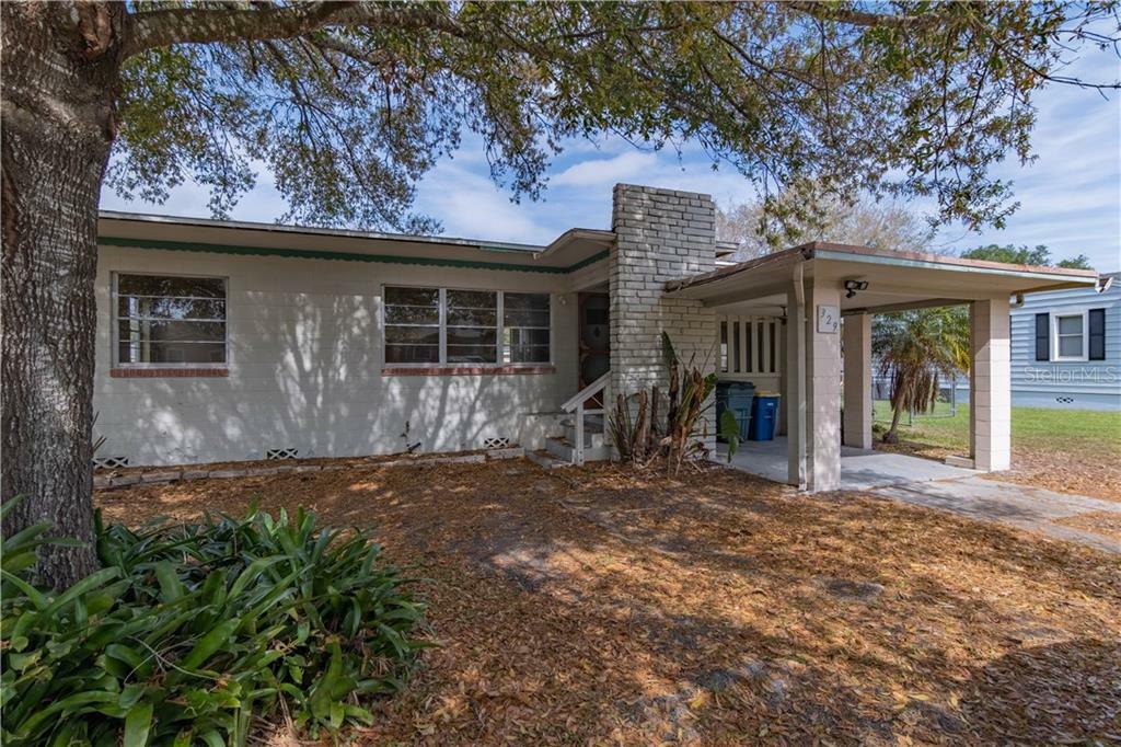 Property Photo:  329 Pine Street  FL 34787 