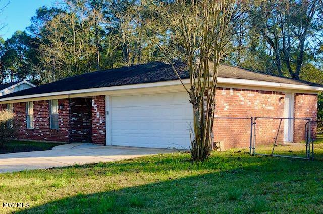 Property Photo:  2501 Westgate Parkway  MS 39553 