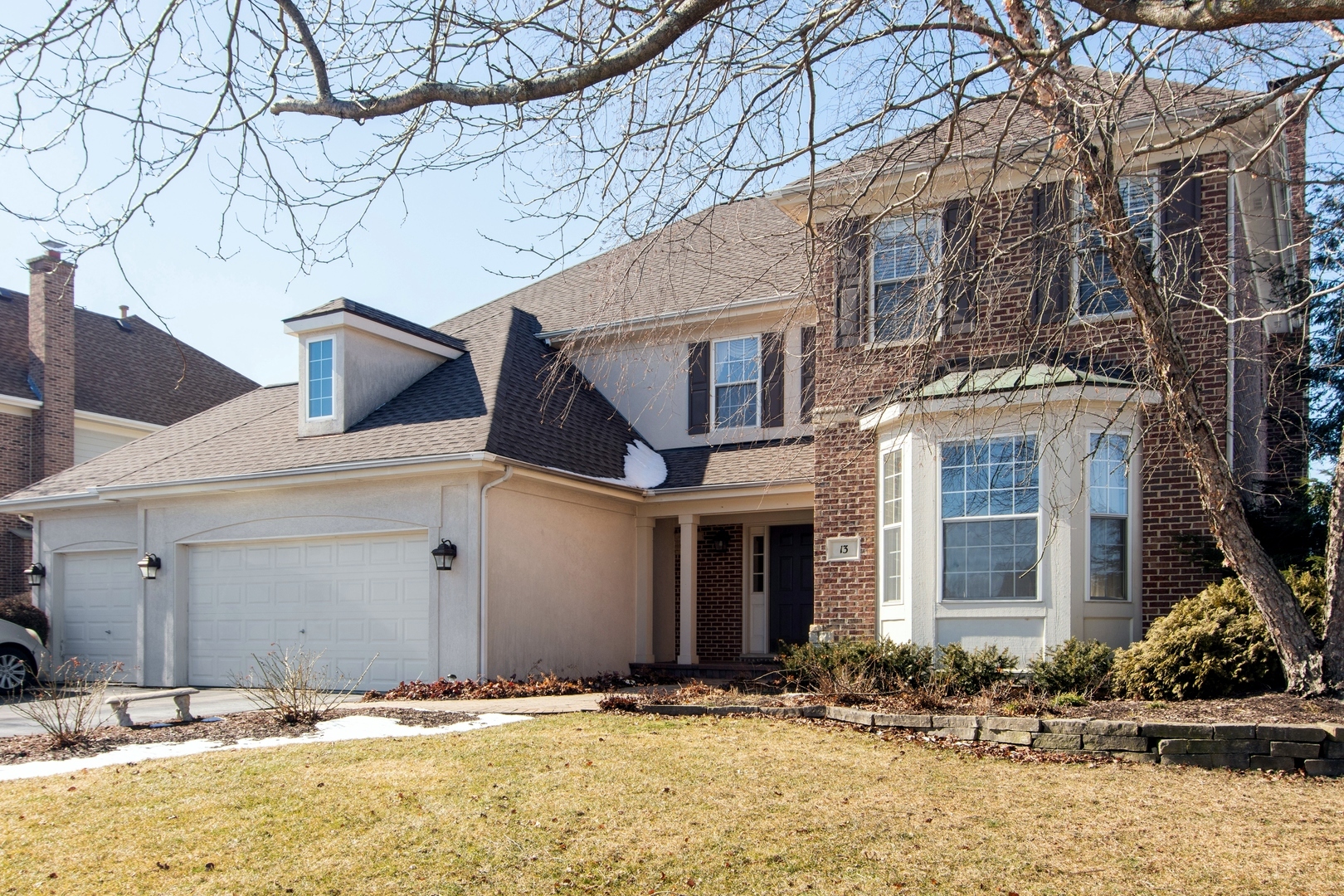 Property Photo: 13 South Chestnut Court IL 60047