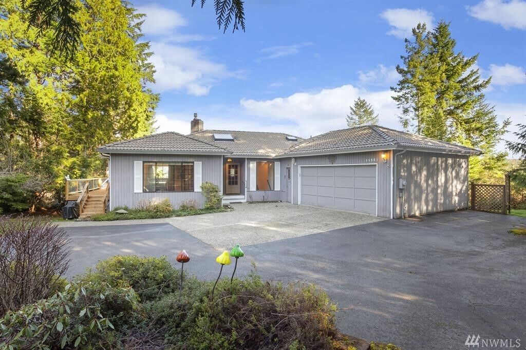 Property Photo: 14581 NW Honeyhill Lp WA 98380