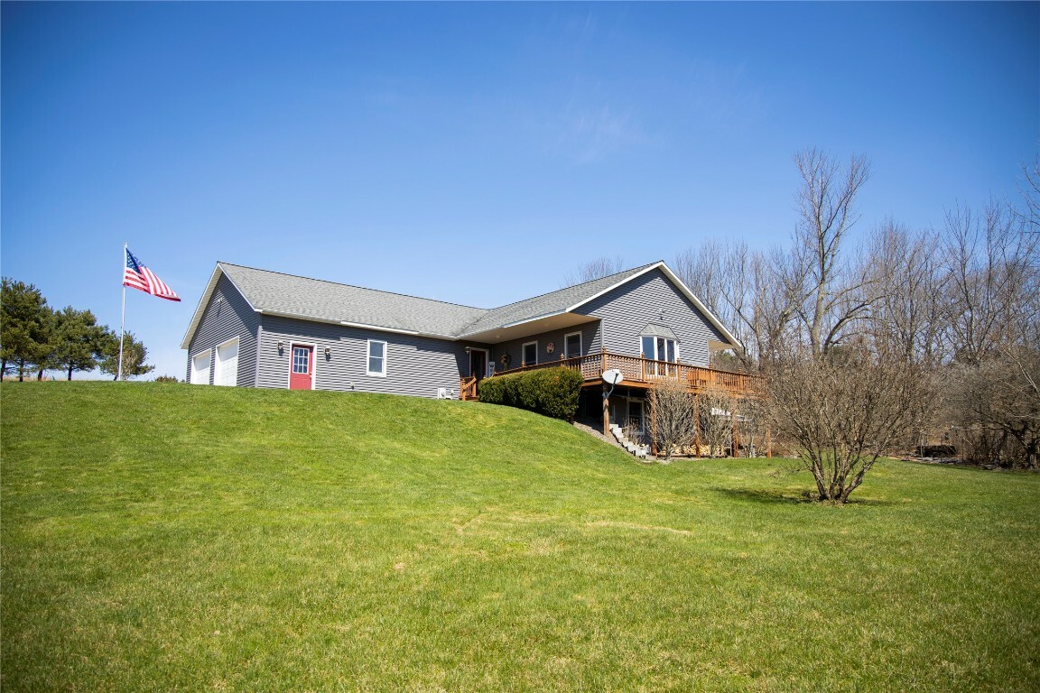 Property Photo:  106 Saw Mill Lane  NY 13830 