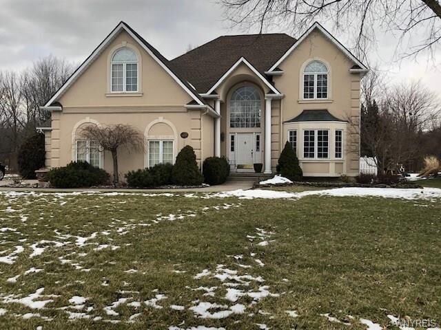 Property Photo:  19 Hazelwood Lane  NY 14072 