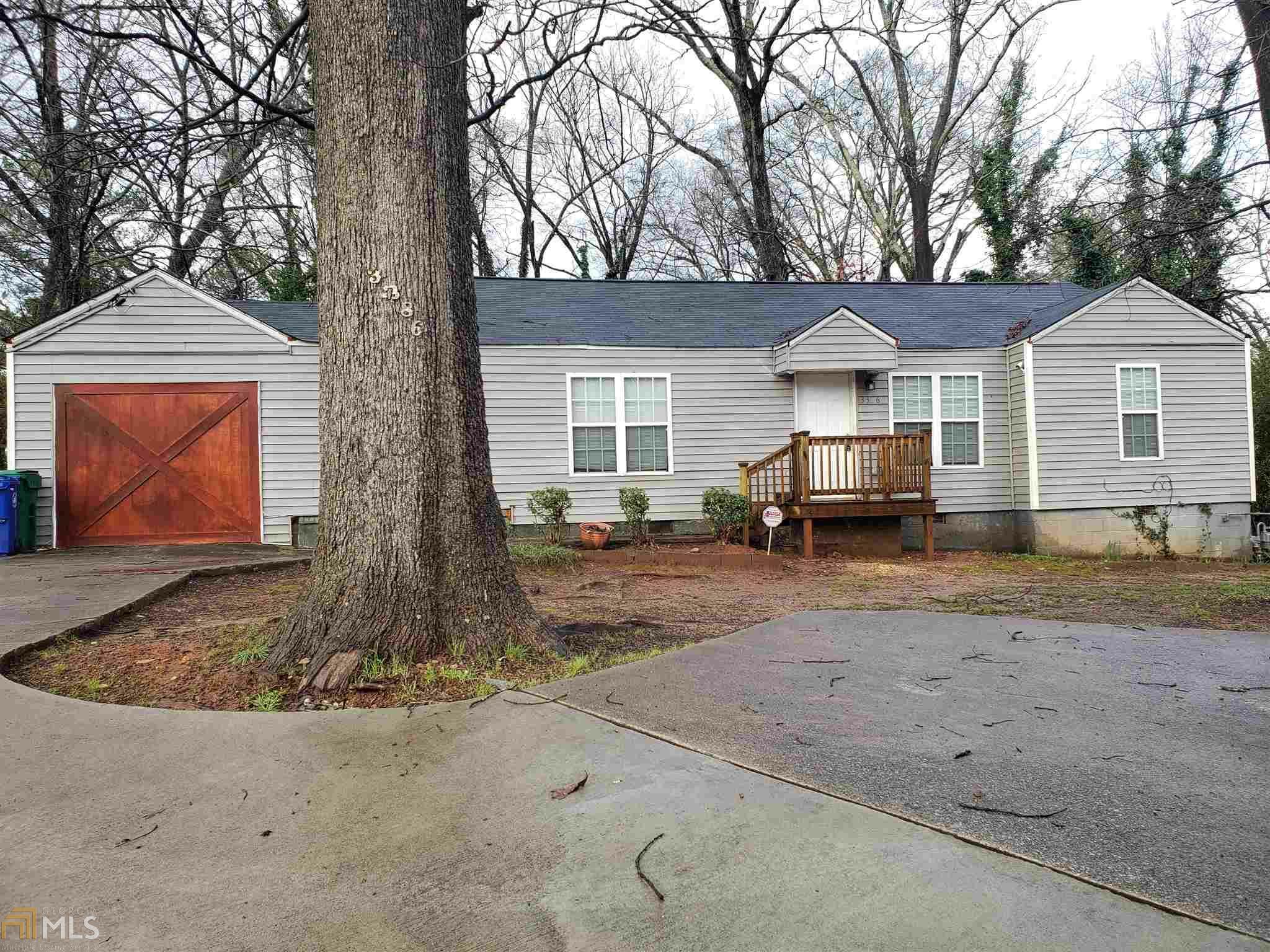 Property Photo: 3386 Glenwood Road GA 30032