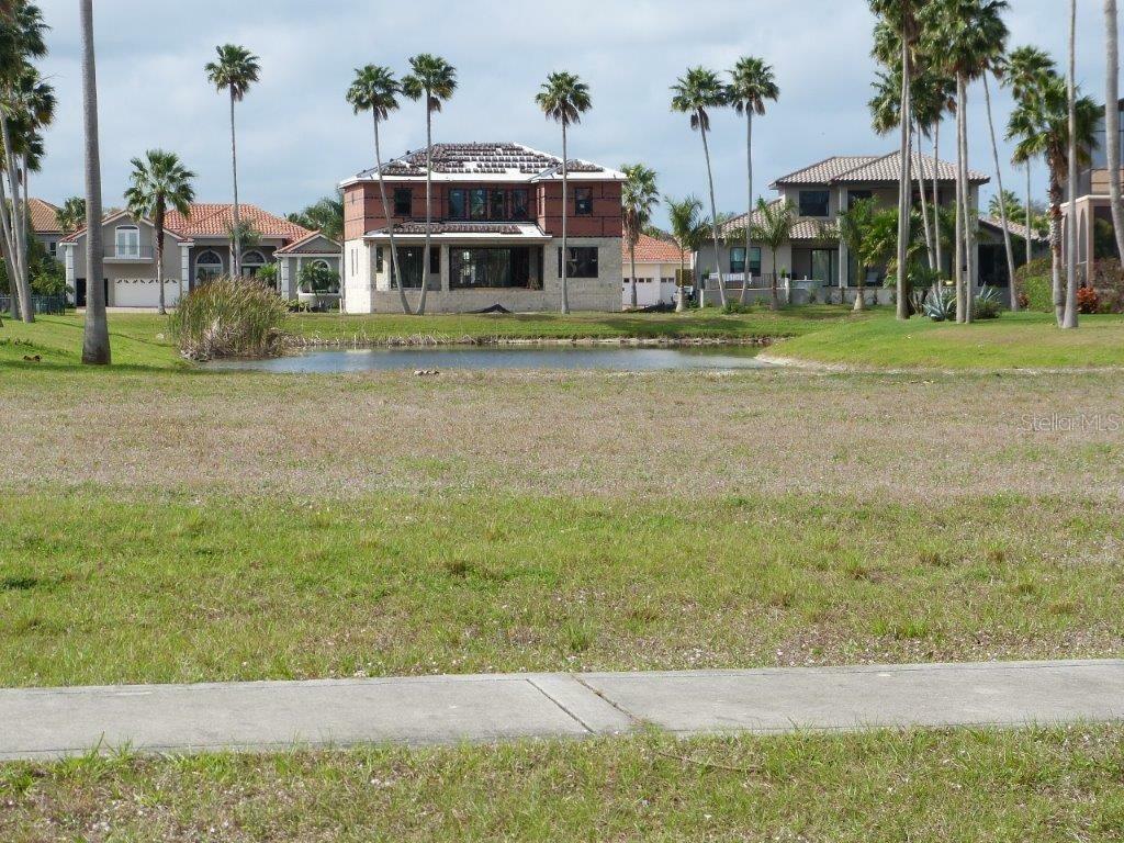 Property Photo: 1308 Alhambra Drive FL 33572