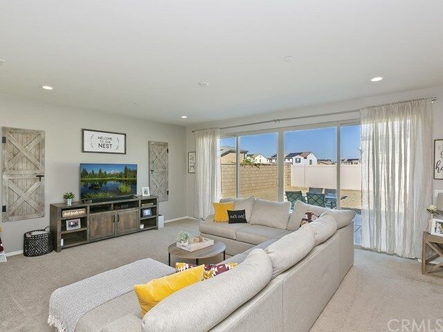 Property Photo:  1096 Regala Street  CA 92571 