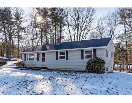 Property Photo: 27 Glenwood Dr MA 01453