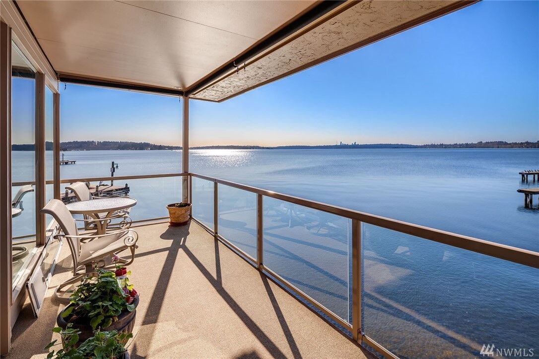 Property Photo:  49  Market Street 2  WA 98033 