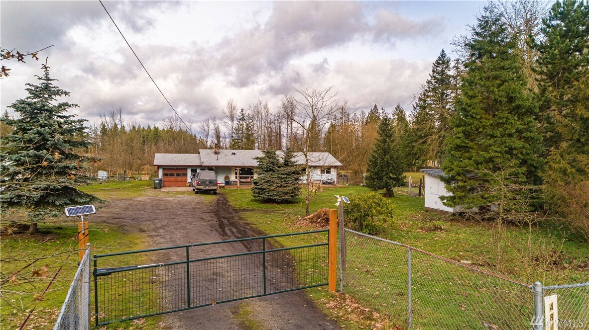 Property Photo: 4819 SR 702 S S WA 98580