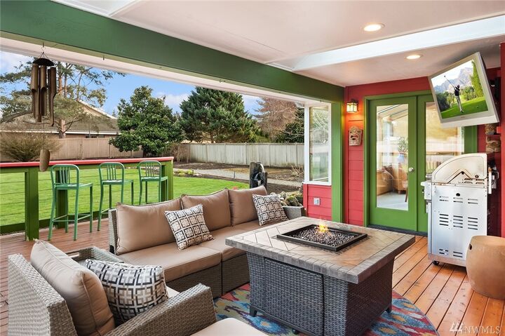 Property Photo:  4452 326th Ave NE  WA 98014 