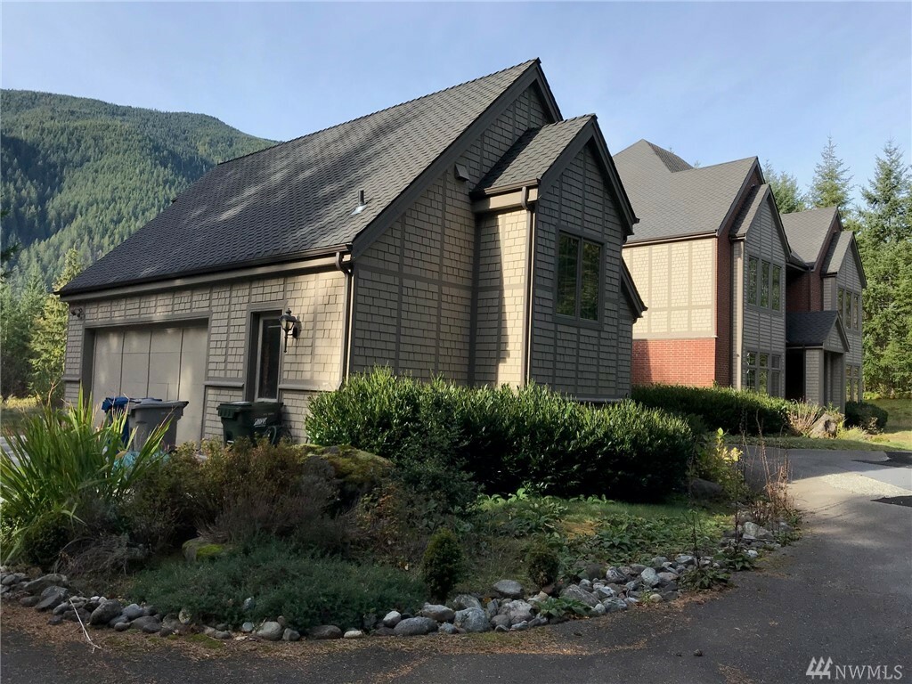 Property Photo: 16309 426th Wy SE WA 98045