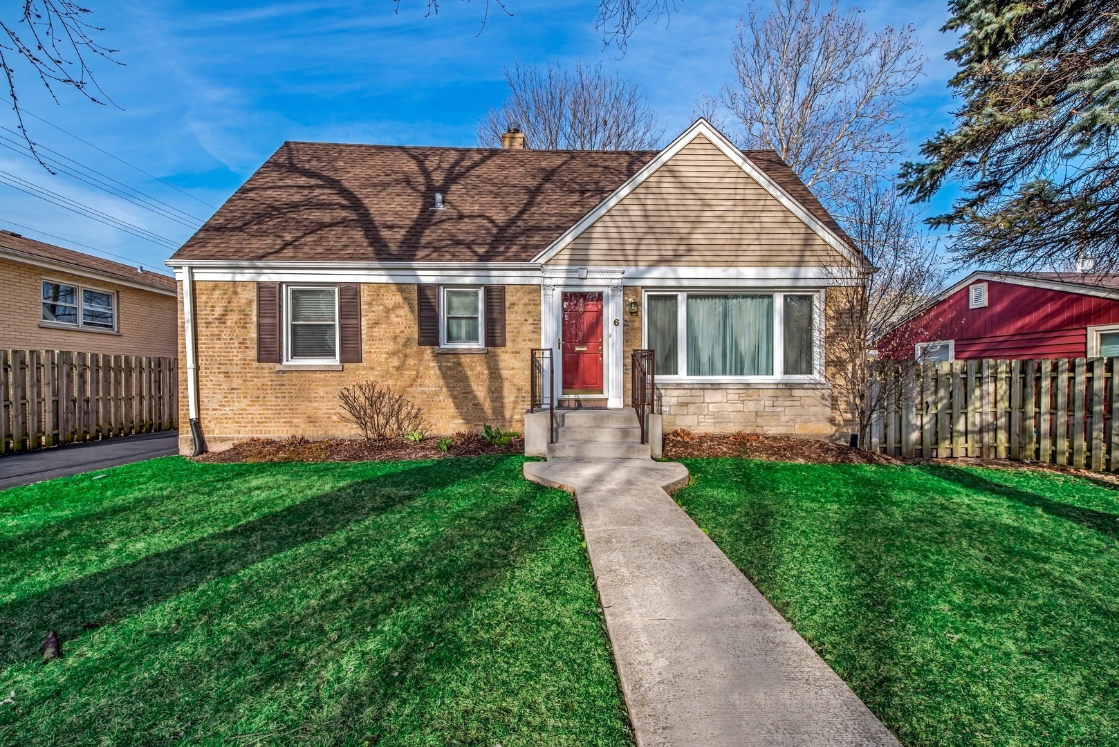 Property Photo:  6 Elm Street  IL 60025 